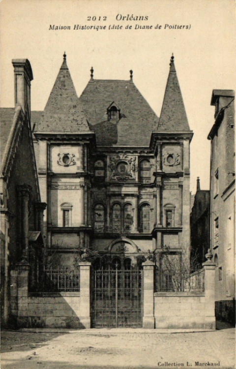 orleans-maison-historique.jpg (157.49 Kio) Vu 11 fois orleans-maison-historique.jpg
